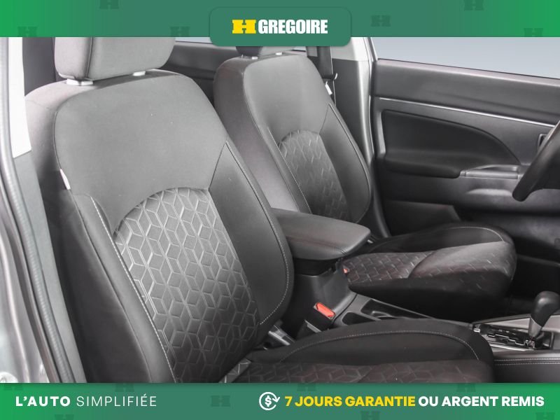 2022 Mitsubishi RVR Grey Saint-Eustache - photo #27