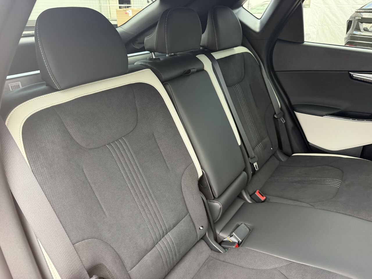 2024 Kia EV6 GT-Line AWD Red Laval - photo #14