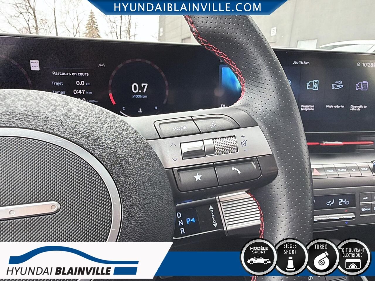 2024 Hyundai Kona Grey Blainville - photo #14