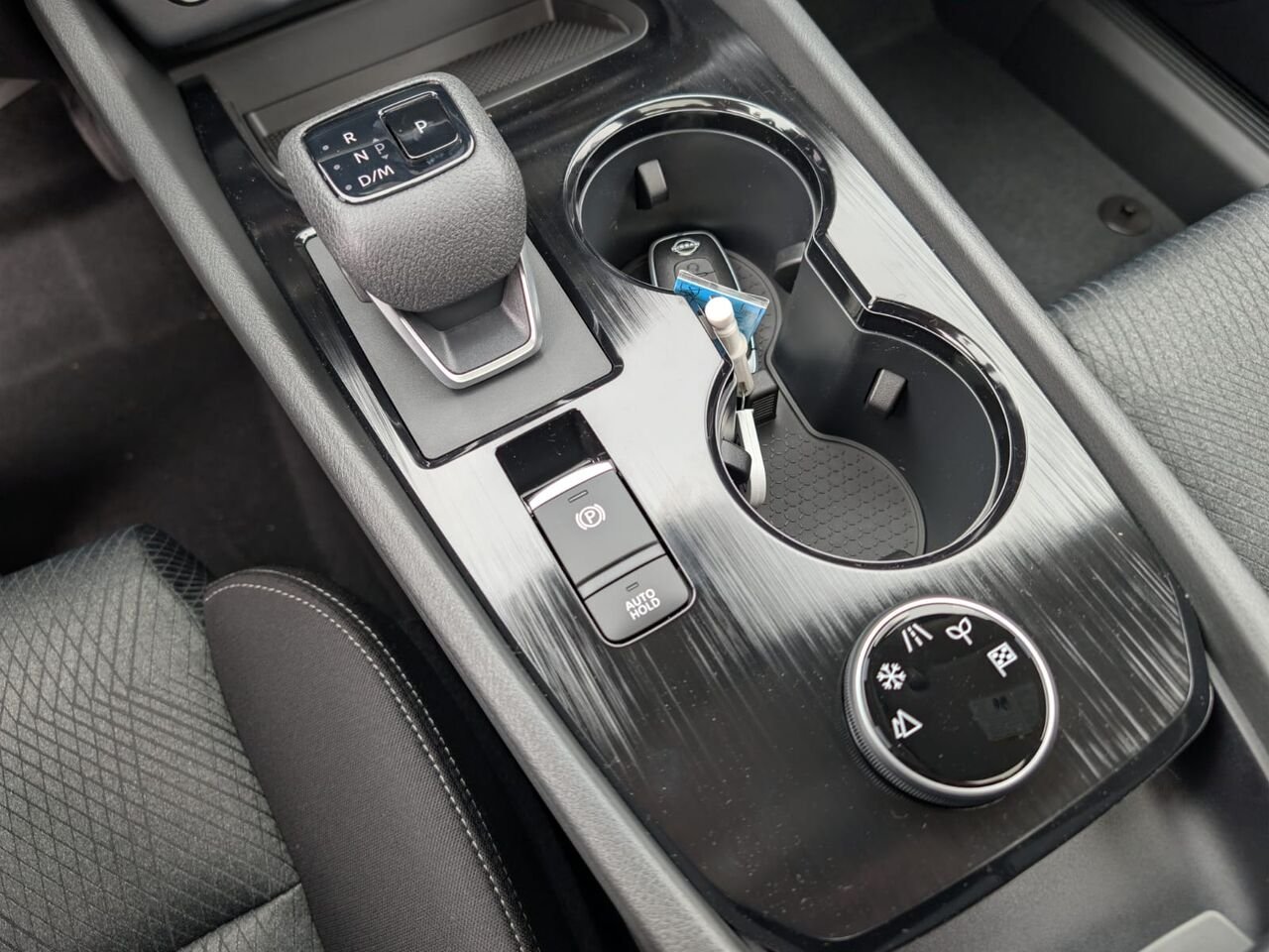 2026 NISSAN Rogue ROGUE SV TOIT OUVRANT Gun Metallic Châteauguay - photo #14