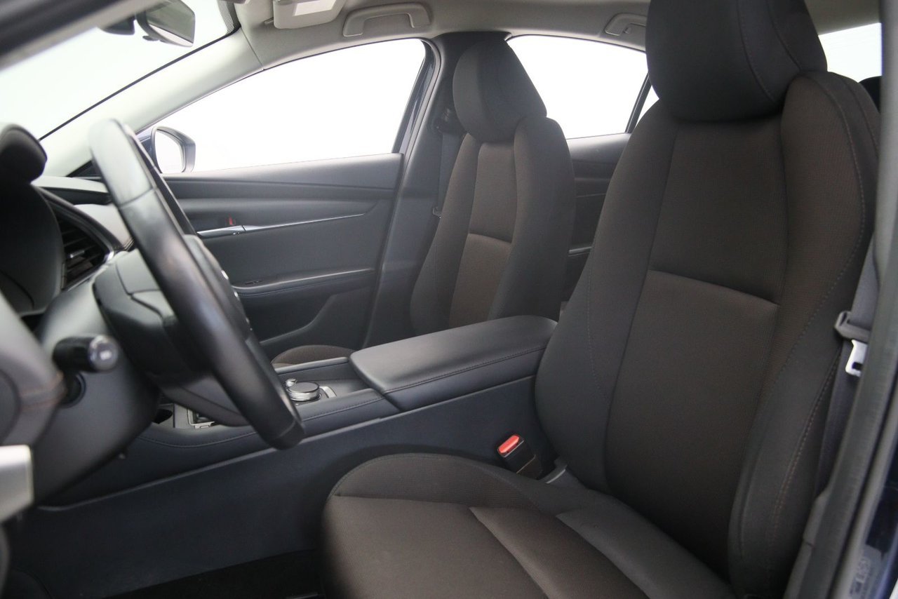 2023 Mazda Mazda3 VIN 3MZBPBCMXPM358774 Blue Baie-Comeau - photo #5