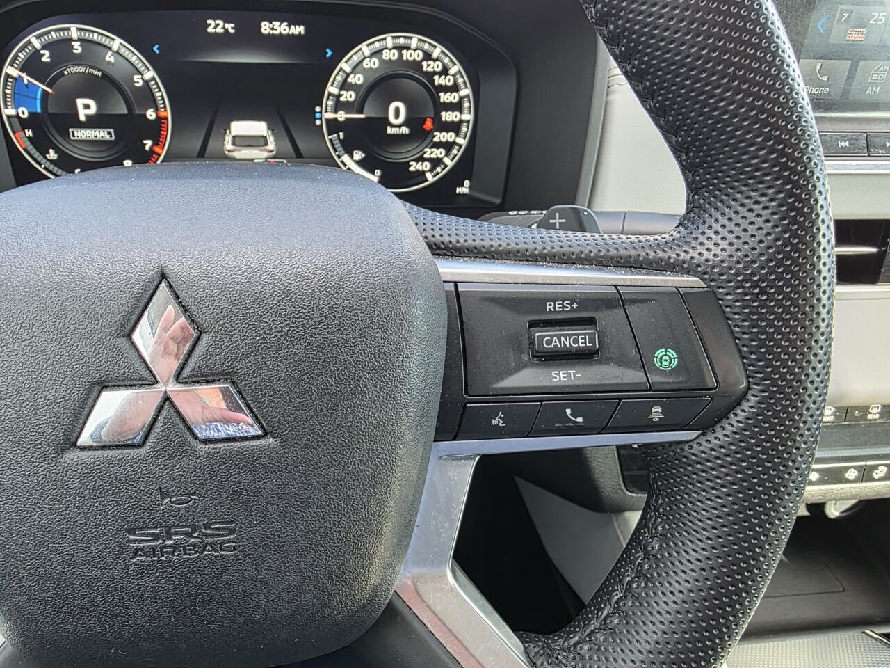 2022 Mitsubishi Outlander GT S-AWC White Rouyn-Noranda - photo #12