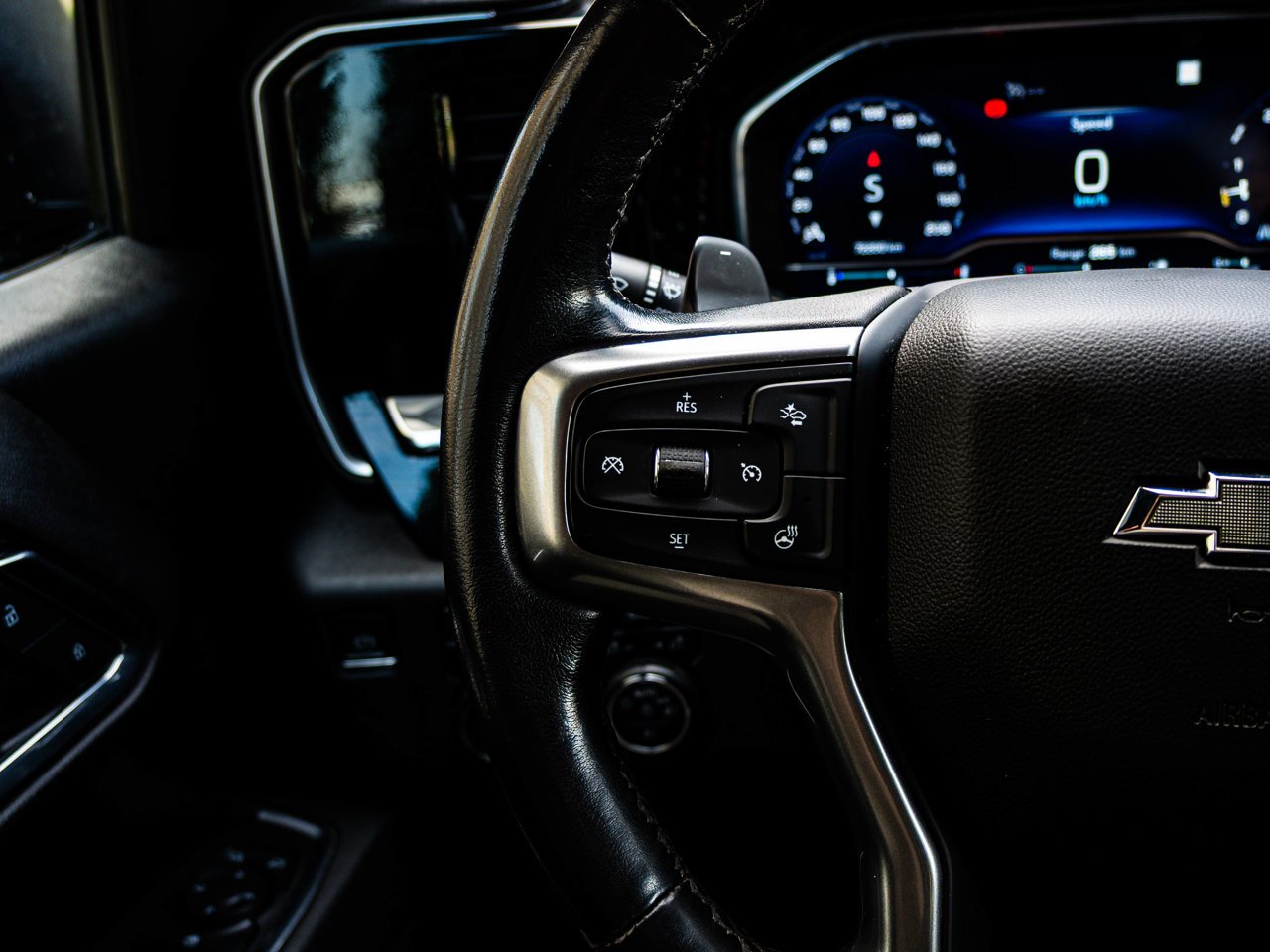 2022 Chevrolet Silverado 1500 4WD Crew Cab 147 LT Trail Boss Black Sherwood Park - photo #19
