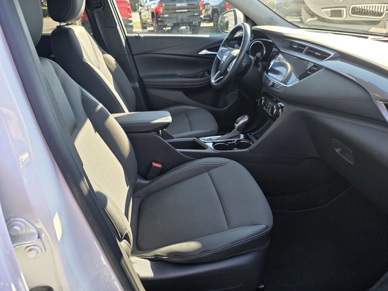 2022 Buick Encore GX Preferred White Rouyn-Noranda - photo #42