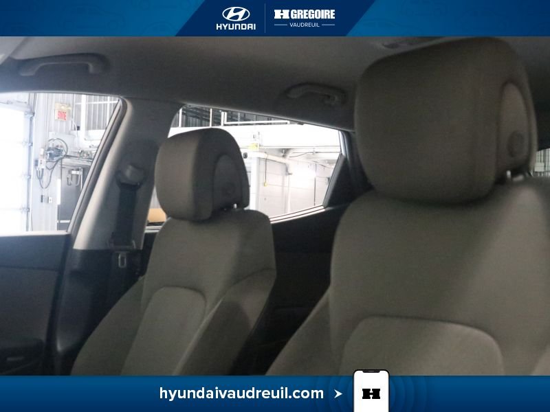2013 Hyundai Santa Fe Grey Laval - photo #16