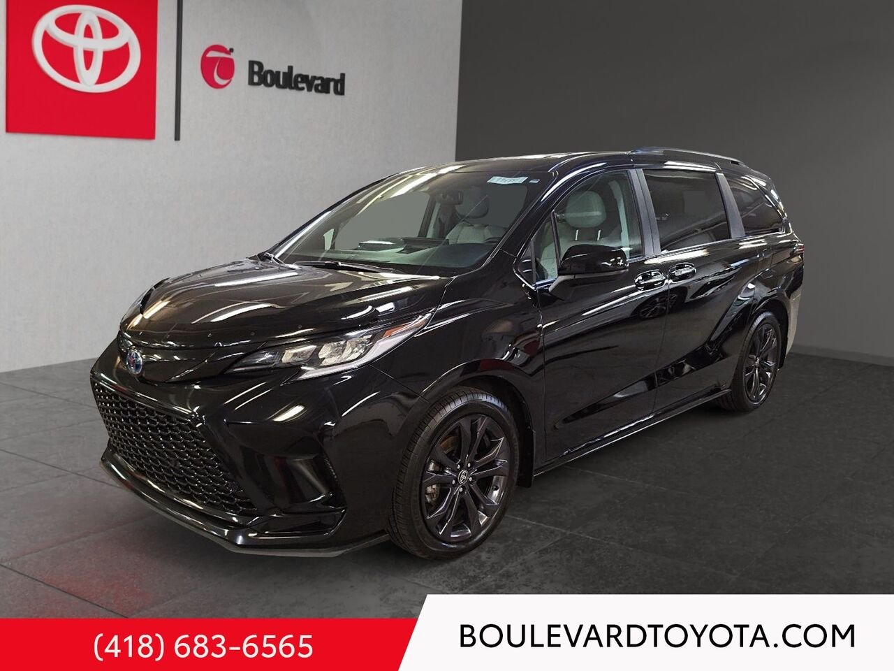 Toyota Sienna 99684A-77 | XSE, 7 places 2025 Noir Québec - photo #0