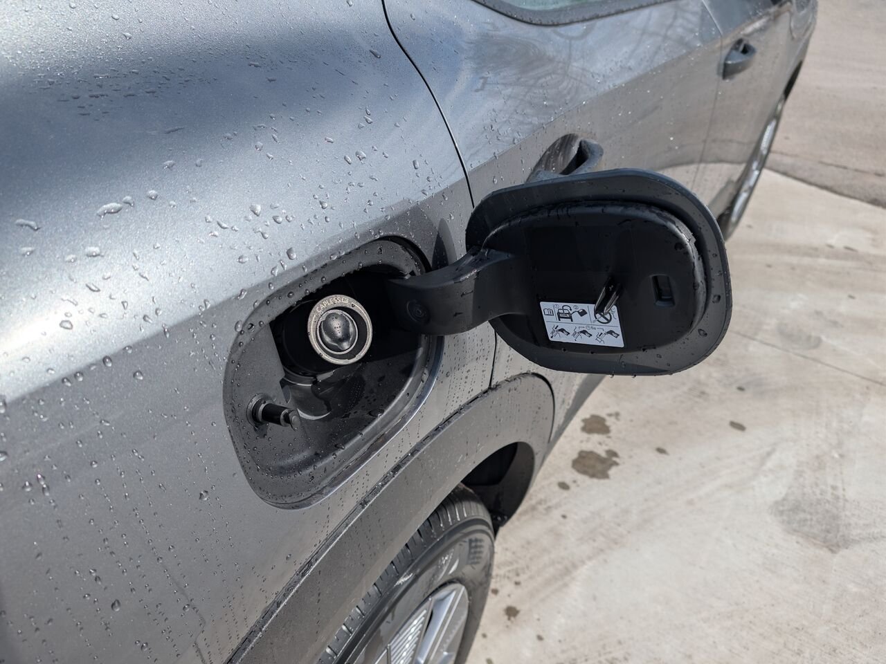 NISSAN Kicks KICKS S 2026 Gris poudre métallisé Châteauguay - photo #5