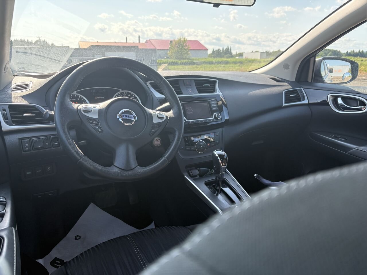 Nissan Sentra SV Édition de minuit CVT 2018 Gris Montmagny - photo #5