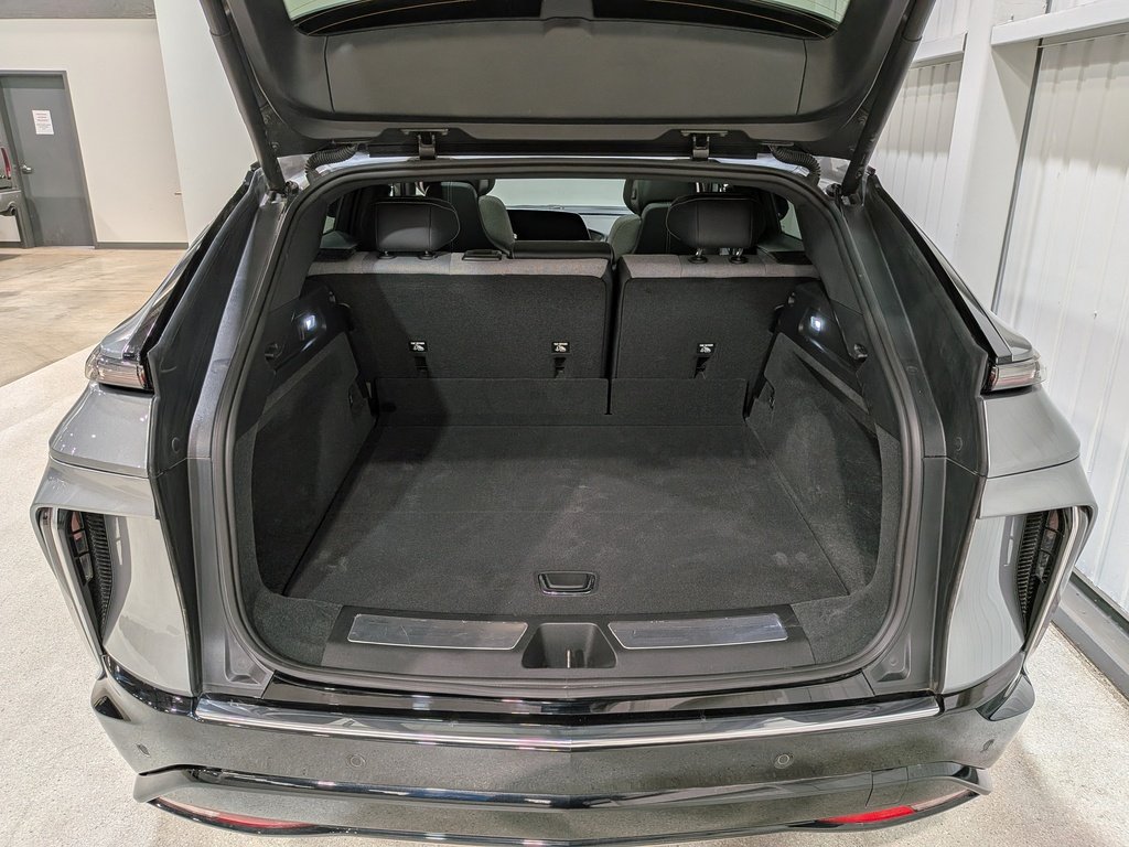 Cadillac LYRIQ 4dr Tech w/1SA 2024 Gris Val-David - photo #7