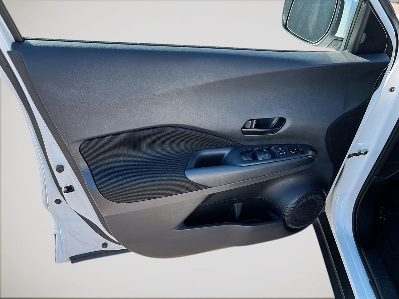 Nissan Kicks S 2024 Blanc Québec - photo #10