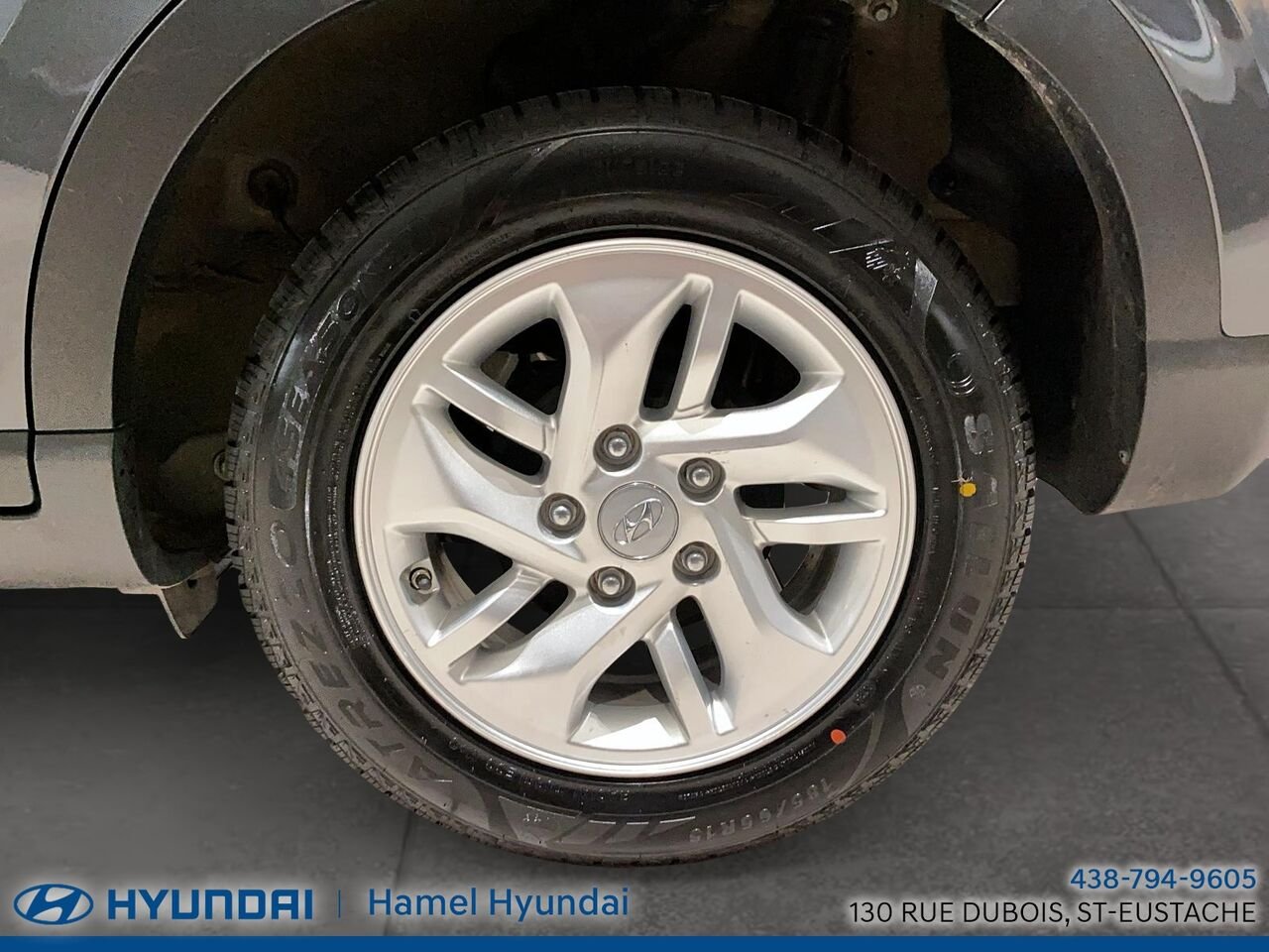 Hyundai Venue 2024 Gris Saint-Eustache - photo #5
