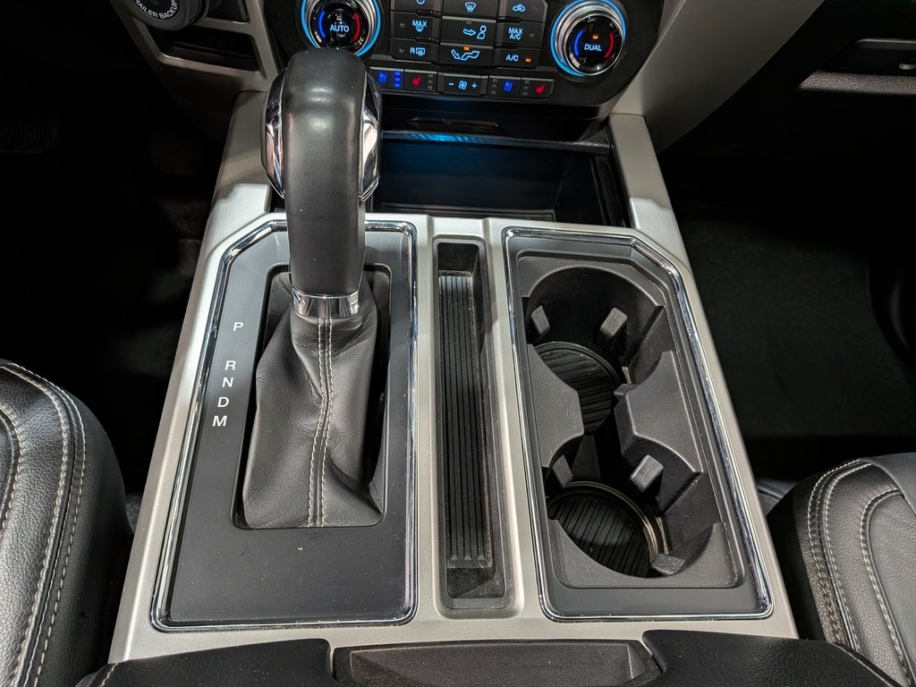 2020 Ford F-150 LARIAT 4WD SuperCrew 5.5' Box Black Val-David - photo #32