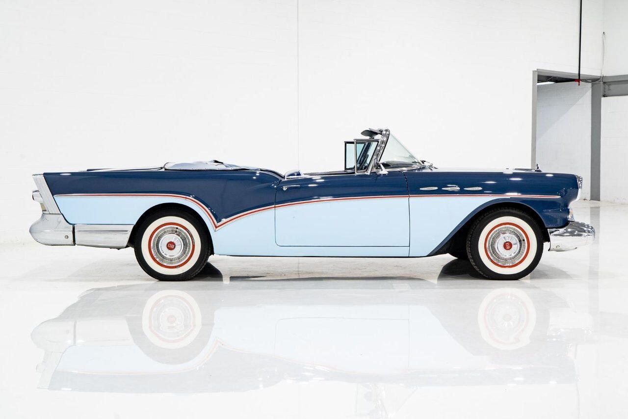 Buick Special 364/300HP NailHead 1 of only 2,056 | PRICE IN USD 1957 Bleu Montréal - photo #22