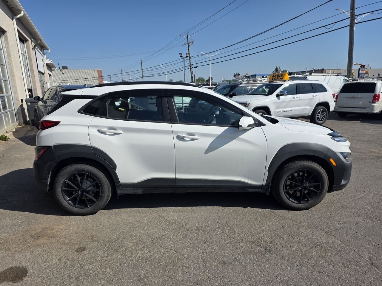 2022 Hyundai Kona White  - photo #6