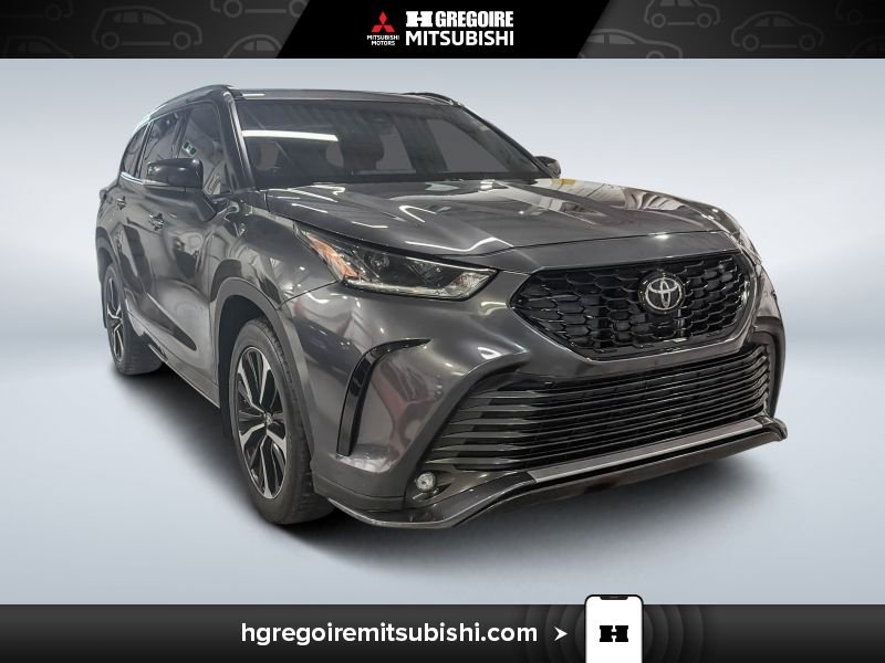 2022 Toyota Highlander Grey Laval - photo #0