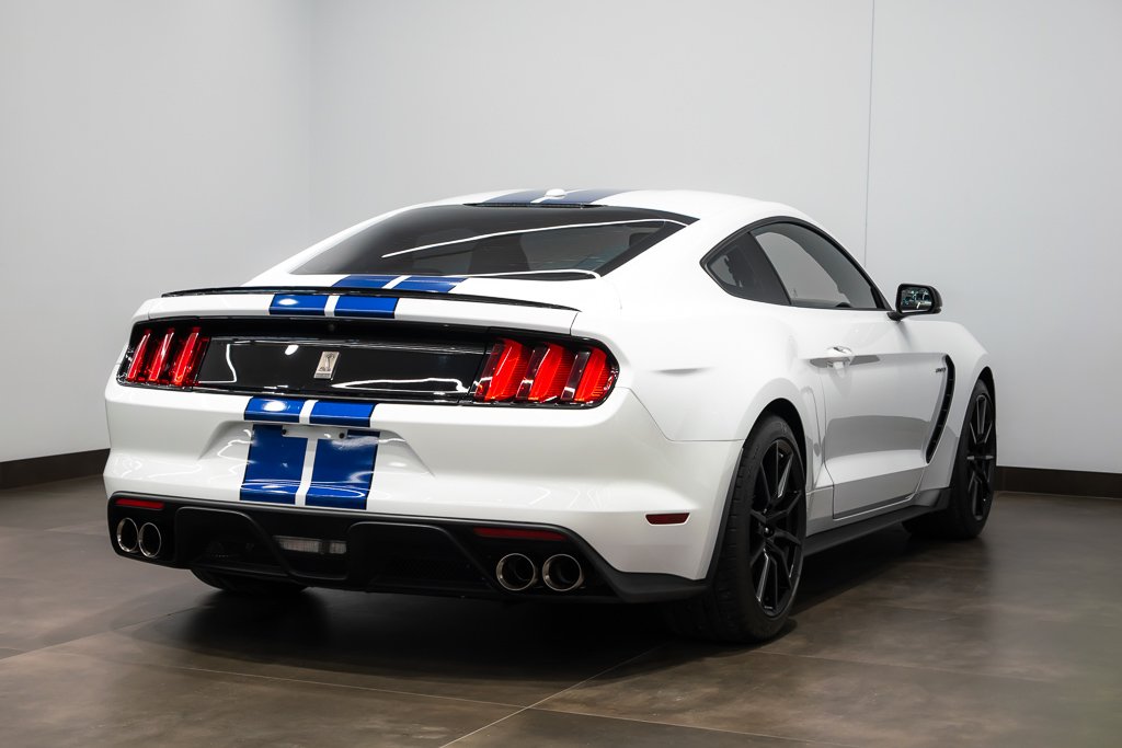 2016 Ford Mustang 2dr Fastback Shelby GT350 Delivery KM ! White Kirkland - photo #3