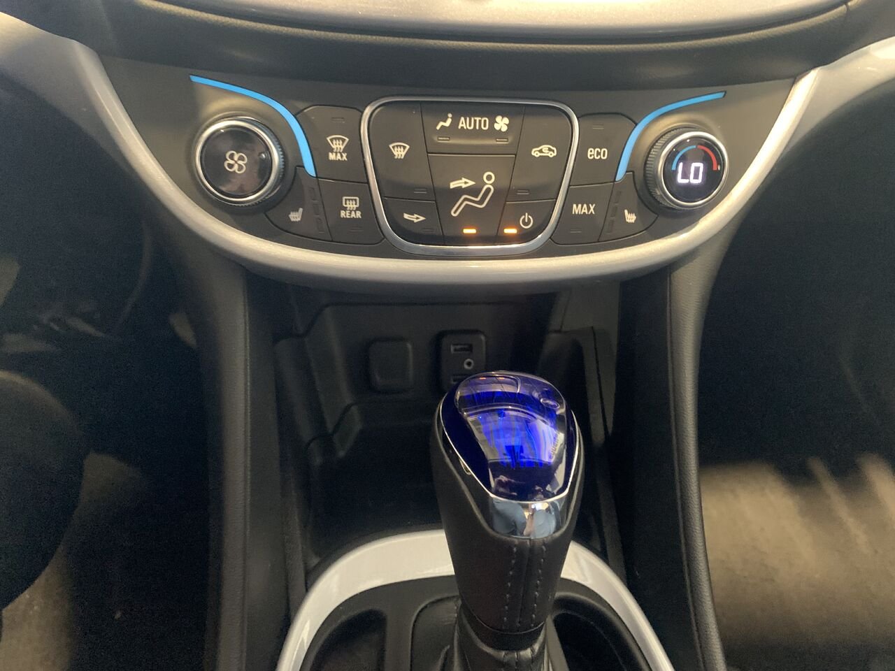 Chevrolet Volt LT PHEV VOLT LT PHEV 2017 Gris Châteauguay - photo #29