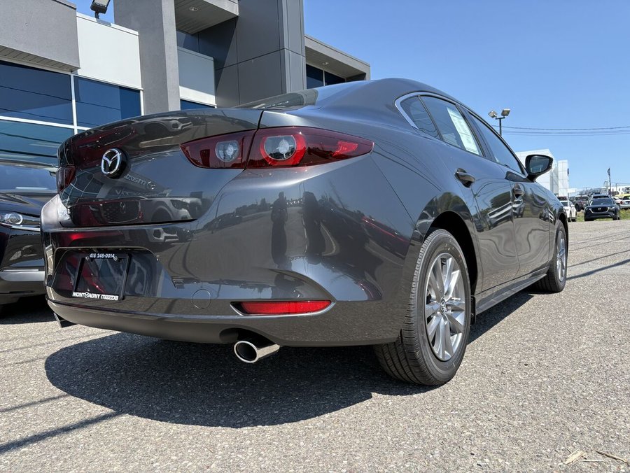 2026 MAZDA Mazda3 2026 Machine Grey Metallic