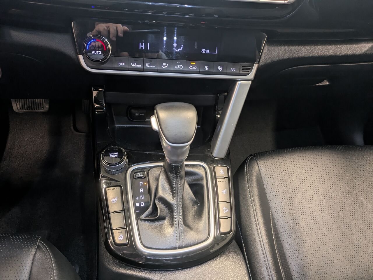 2022 Kia Seltos Black Gatineau - photo #9