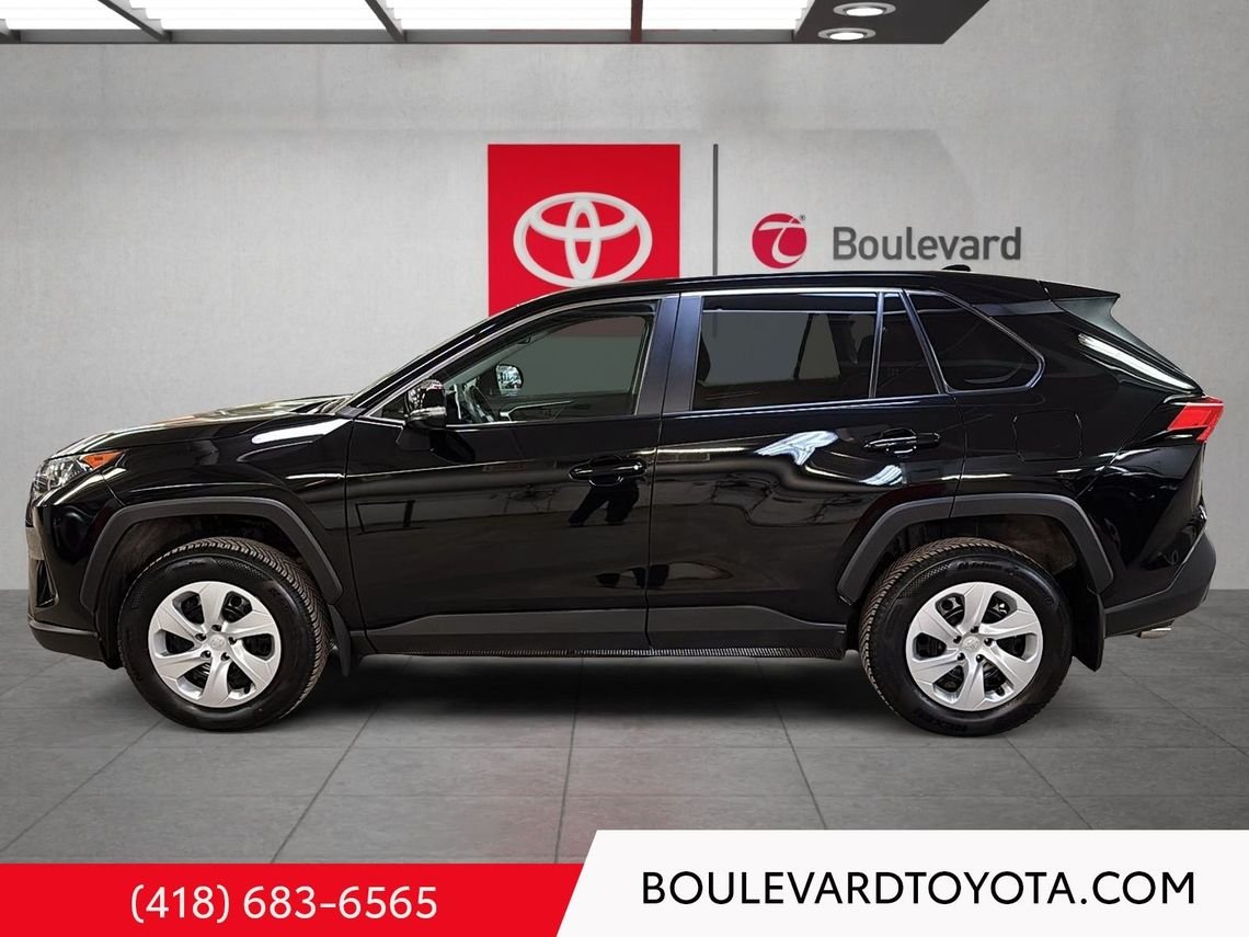 2024 Toyota RAV4 531713-108 | LE, AWD Midnight Black Metallic Québec - photo #12