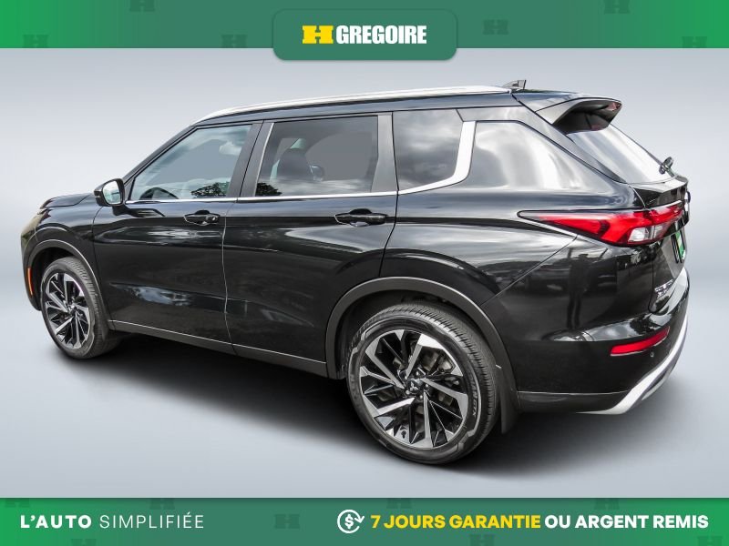 Mitsubishi Outlander V3570 | SEL TOIT PANO + SIEGE CHAUFANT 2023 Noir Laval - photo #5
