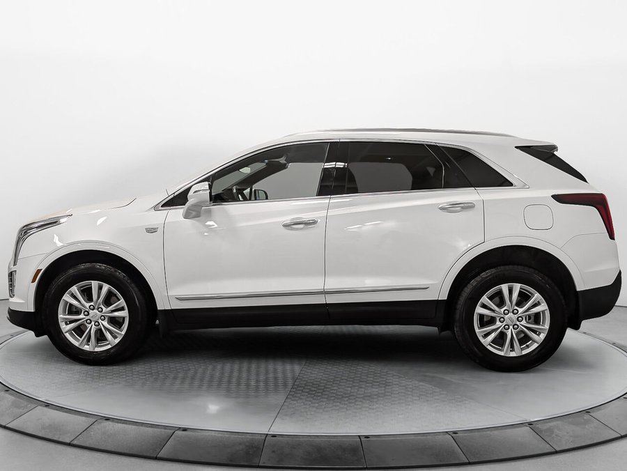 CADILLAC XT5 STANDARD Luxury Volant et Sièges Chauffant Bas Kilométrage 2024 Blanc