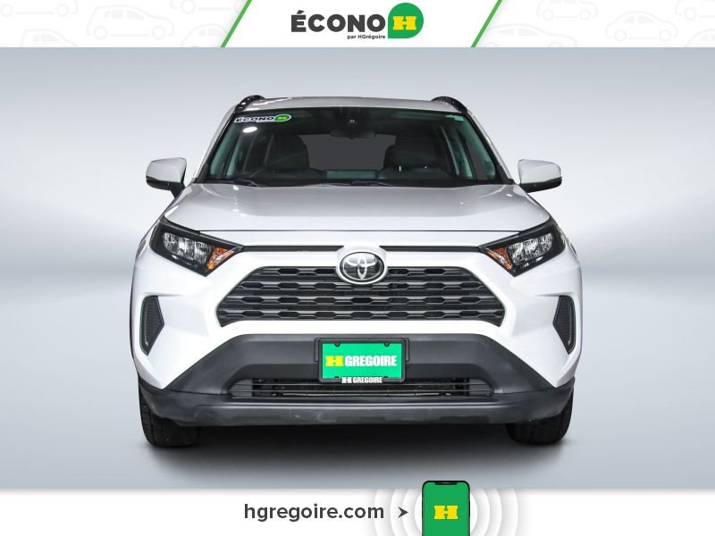 2019 Toyota Rav 4 White Laval - photo #1