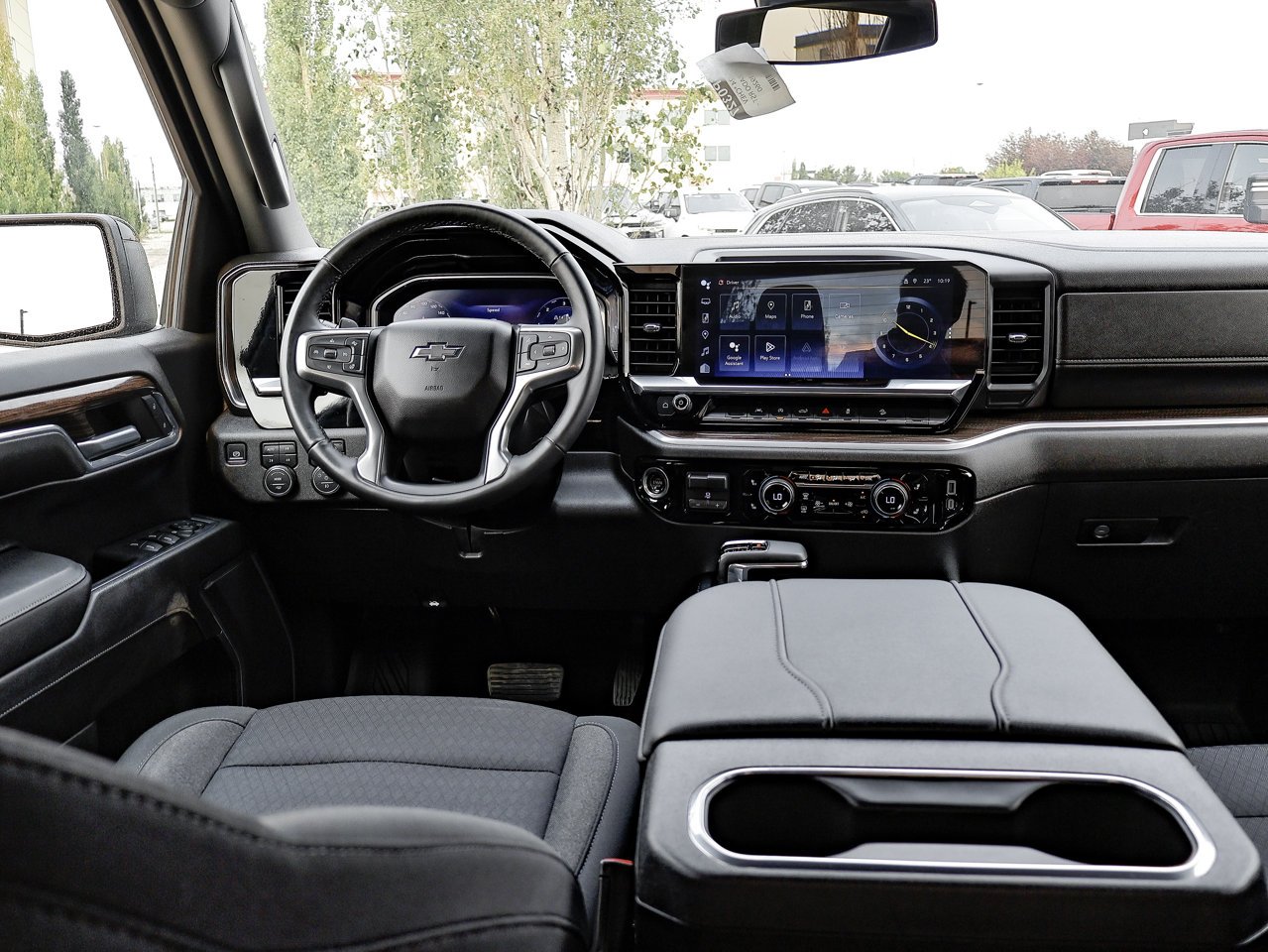 2024 Chevrolet Silverado 1500 4WD Crew Cab 147 RST Grey Sherwood Park - photo #26