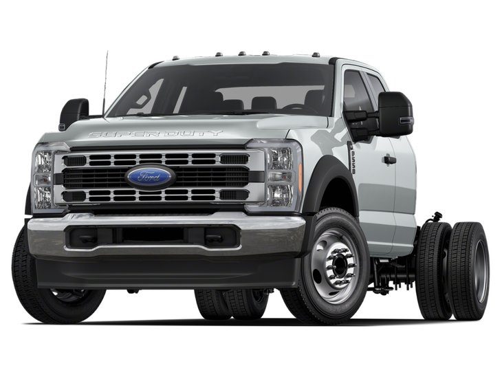 2026 Ford Super Duty F-450 DRW Châssis-cabines XLT