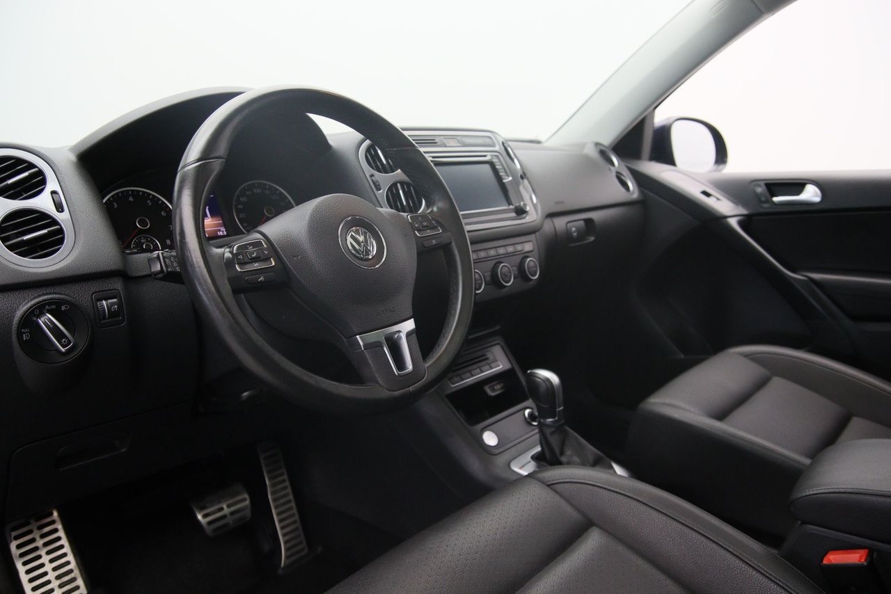 Volkswagen Tiguan NIV WVGNV7AX5HK016430 2017 Bleu Baie-Comeau - photo #6