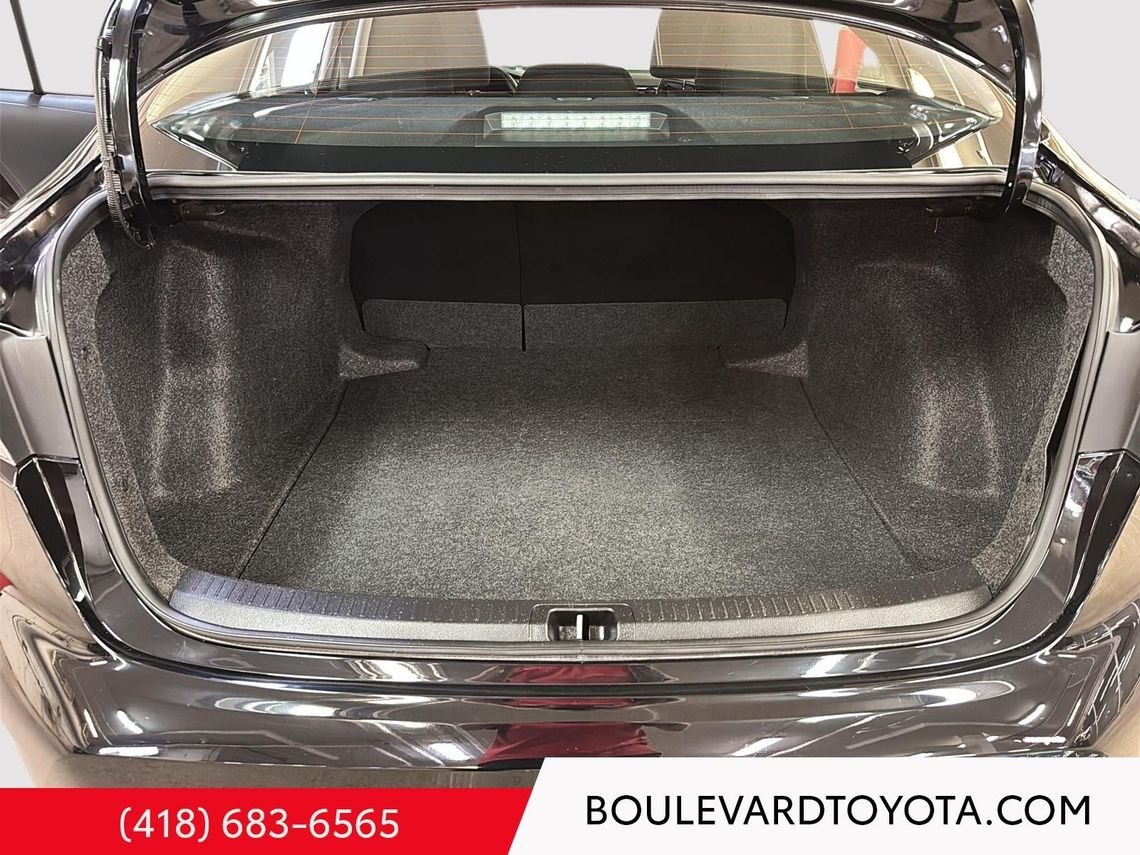 2025 Toyota Corolla 531715-47 | LE AMÉLIORÉ Black Québec - photo #6