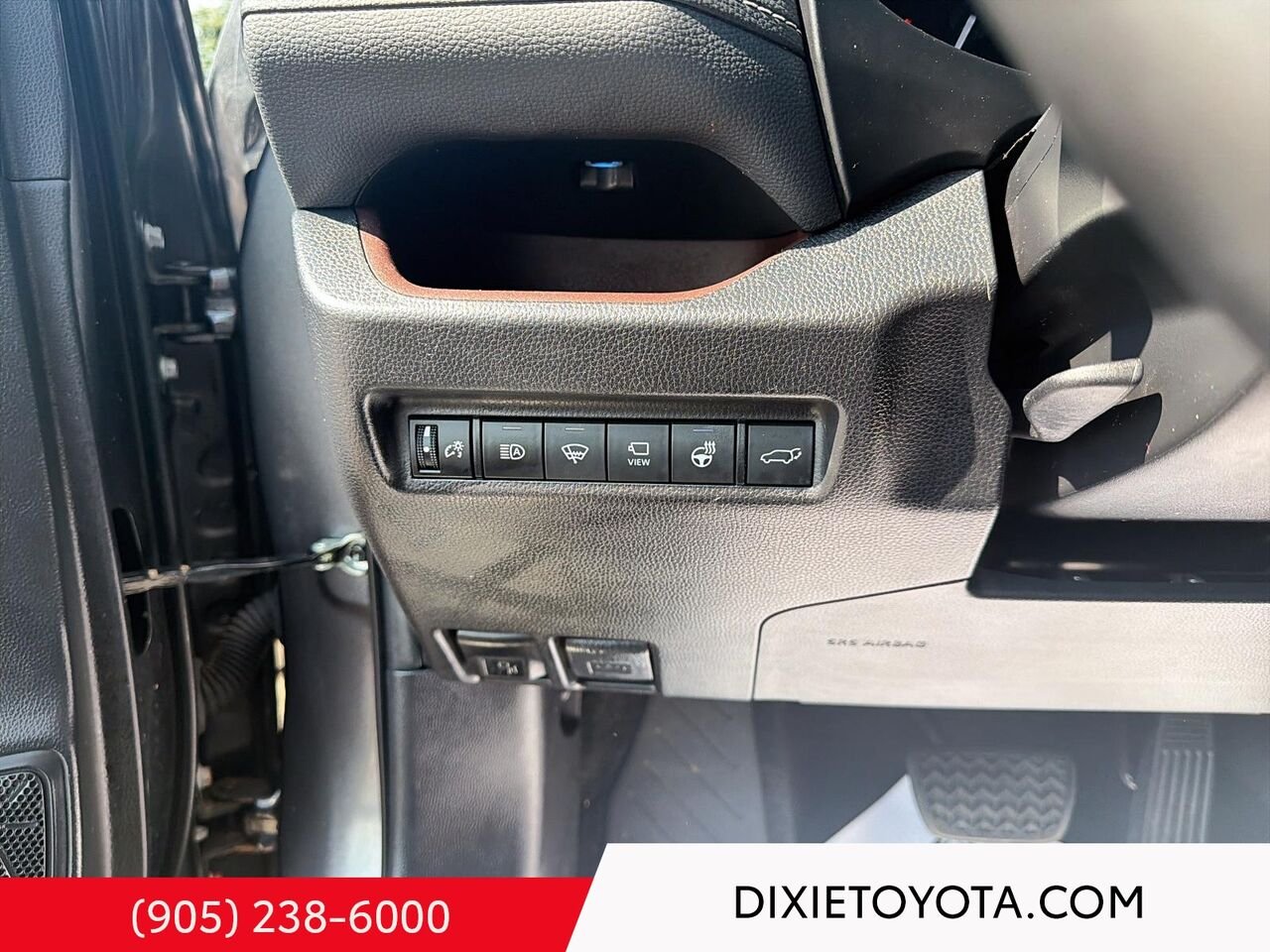 2021 Toyota RAV4 LIMITED AWD / HEATED AND VENTILATED SEATS / MOONROOF / LEATHER SURFACE / ALLOY WHEELS / CARPLAY AND ANDROID AUTO Grey Mississauga - photo #14