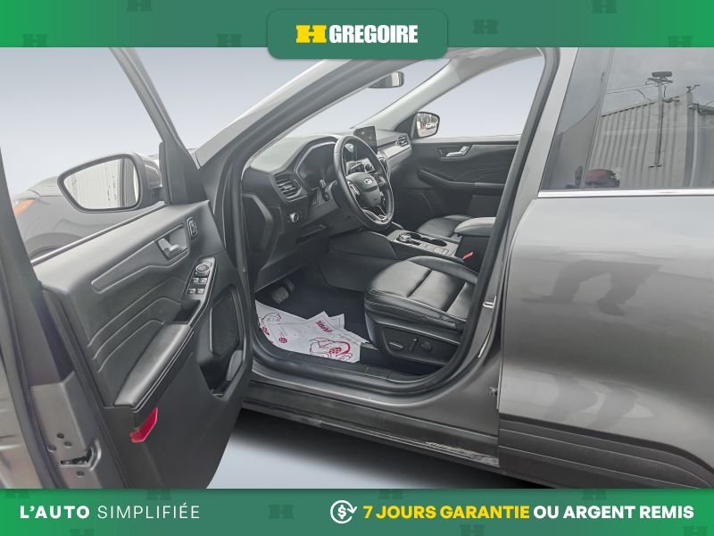 2022 Ford Escape Grey Blainville - photo #11