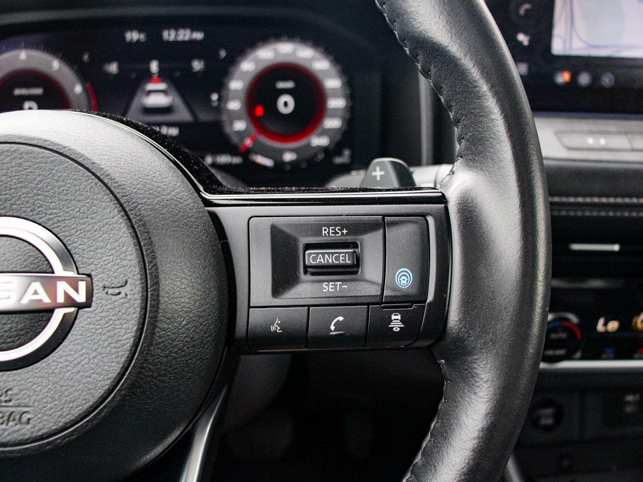 2024 Nissan Rogue AWD Platinum Black Sherwood Park - photo #21