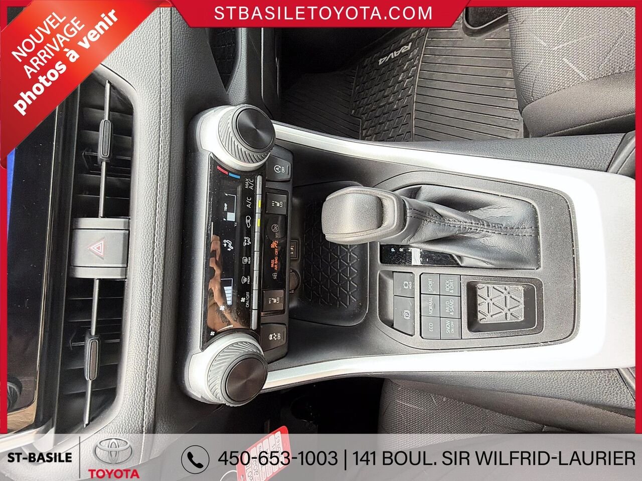 TOYOTA RAV4 2023 Gris Saint-Basile-le-Grand - photo #7