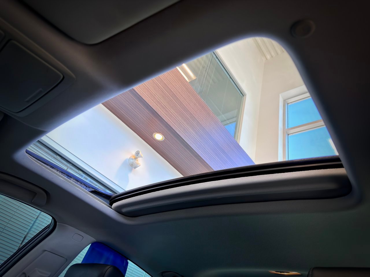 Honda Accord Sedan 2018 Bleu Notre-Dame-des-Prairies - photo #15