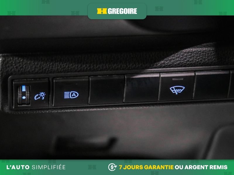 Toyota Corolla 821695 | SE MANUEL A/C NAV GR ELECT MAGS CAM RECUL BLUETOO 2021 Noir Laval - photo #16