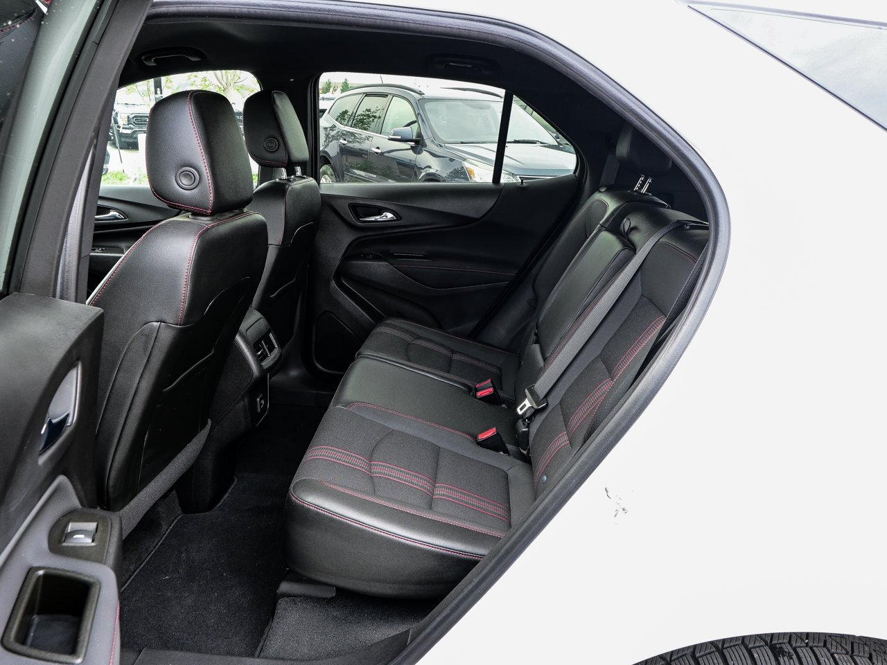 2023 Chevrolet Equinox AWD 4dr RS White Sherwood Park - photo #30