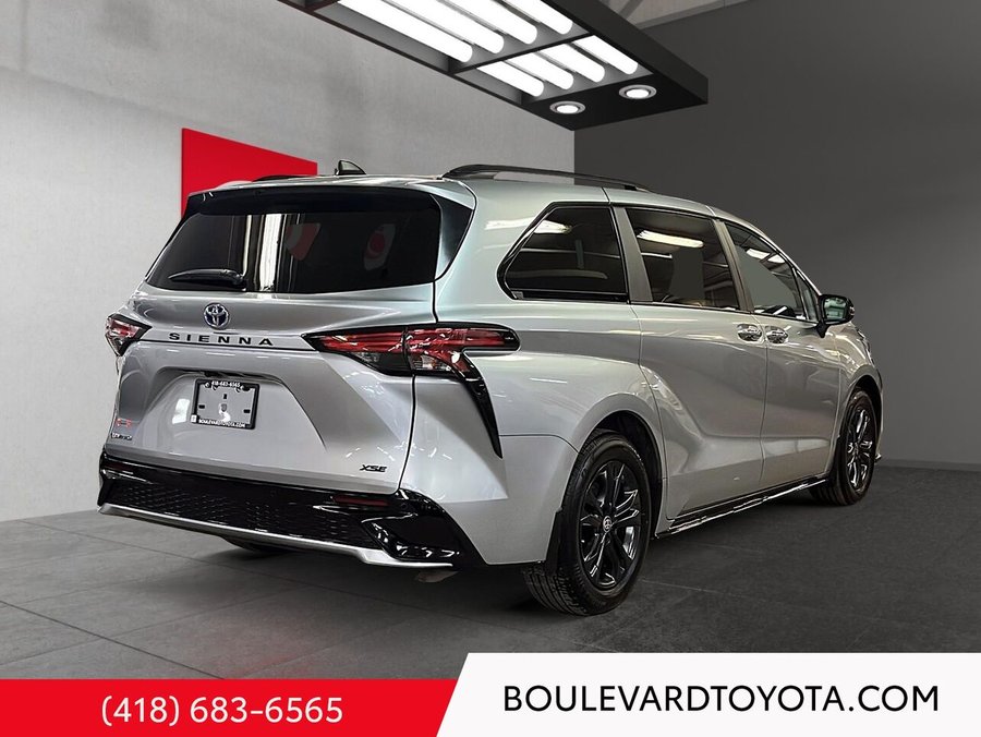 2025 Toyota Sienna 2025 Celestial Silver Metallic
