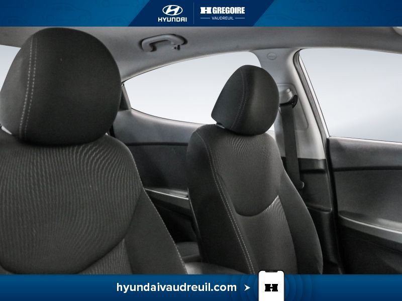 2016 Hyundai Elantra White Laval - photo #27