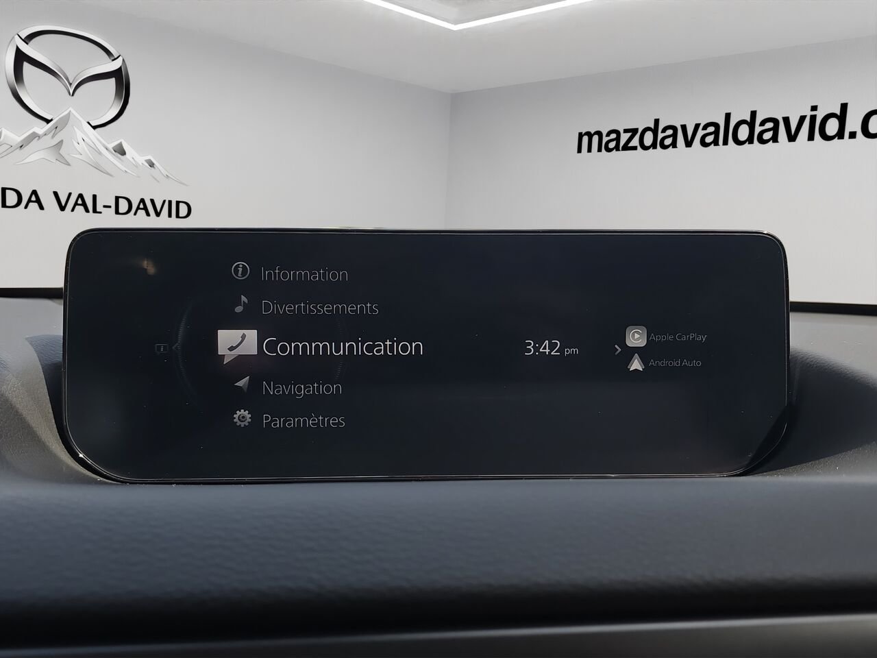 2023 Mazda CX-50 GT TI avec moteur turbo, Toit ouvrant panoramique, Apple carplay, Sièges en cuir Black Val-David - photo #11