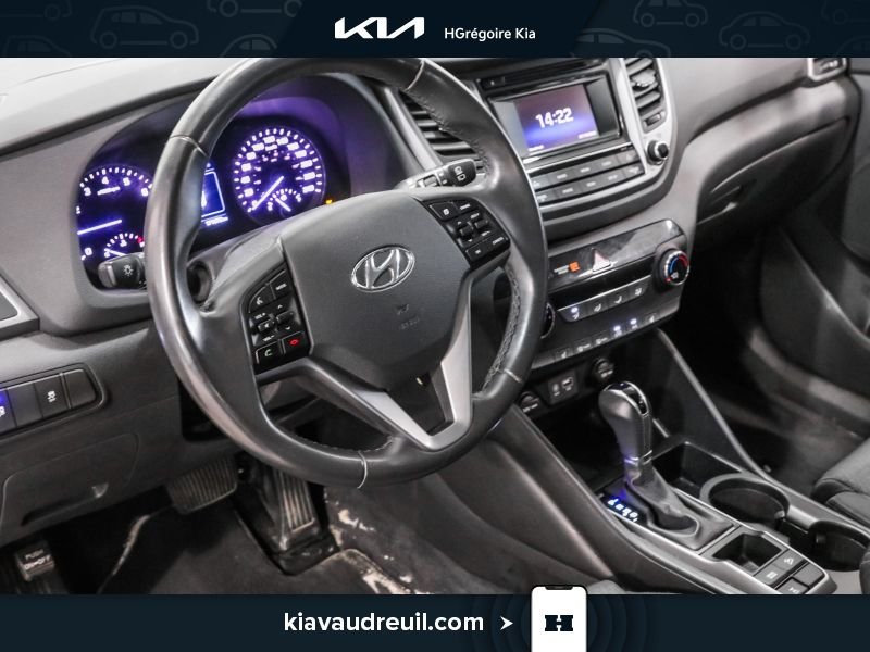 2016 Hyundai Tucson White Laval - photo #9