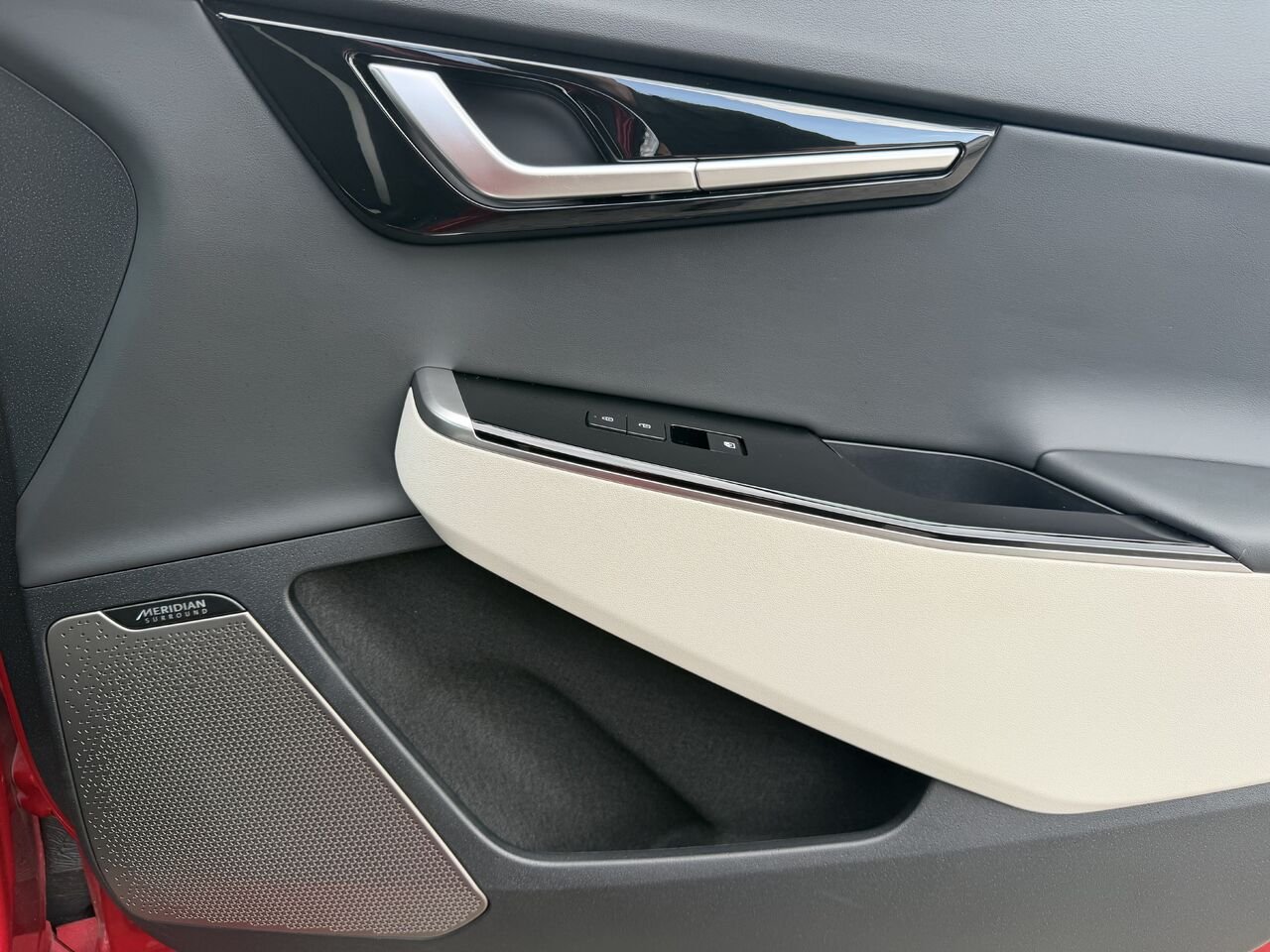 2024 Kia EV6 GT-Line AWD Red Laval - photo #21