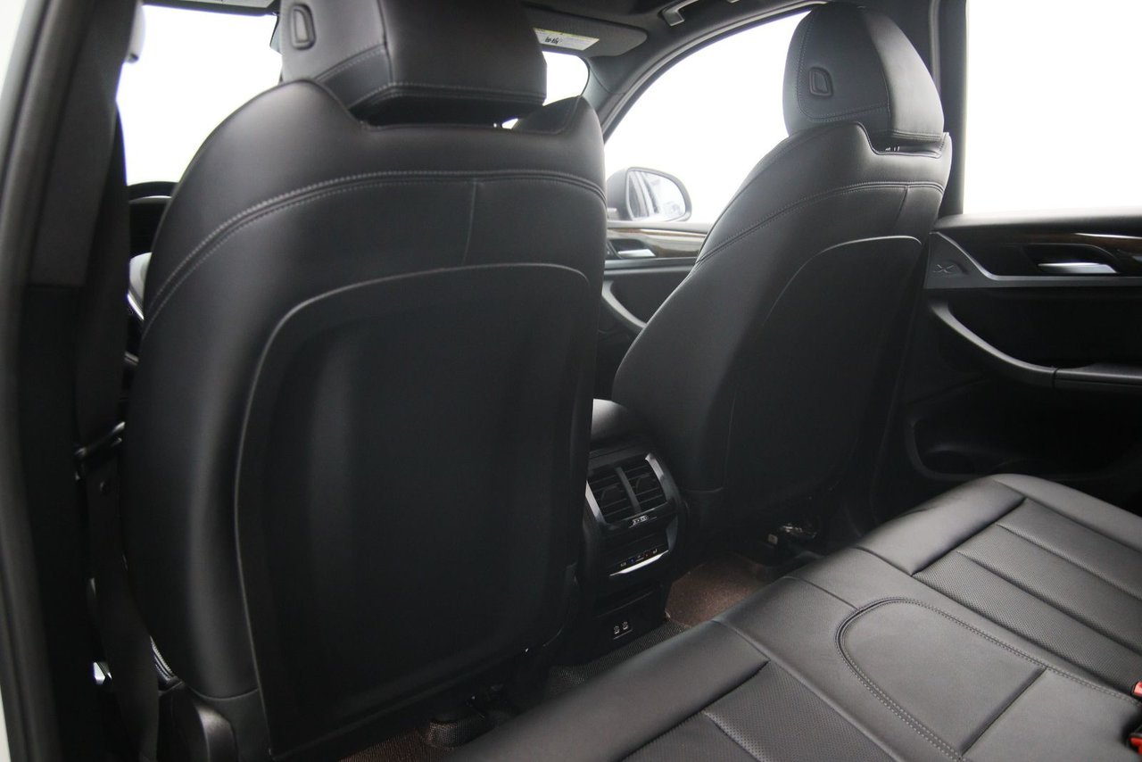 BMW X3 NIV 5UX53DP09N9J29477 2022 Blanc brillant givré Chicoutimi - photo #8