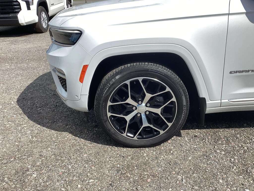 Jeep Grand Cherokee 2023 Blanc Gatineau - photo #9