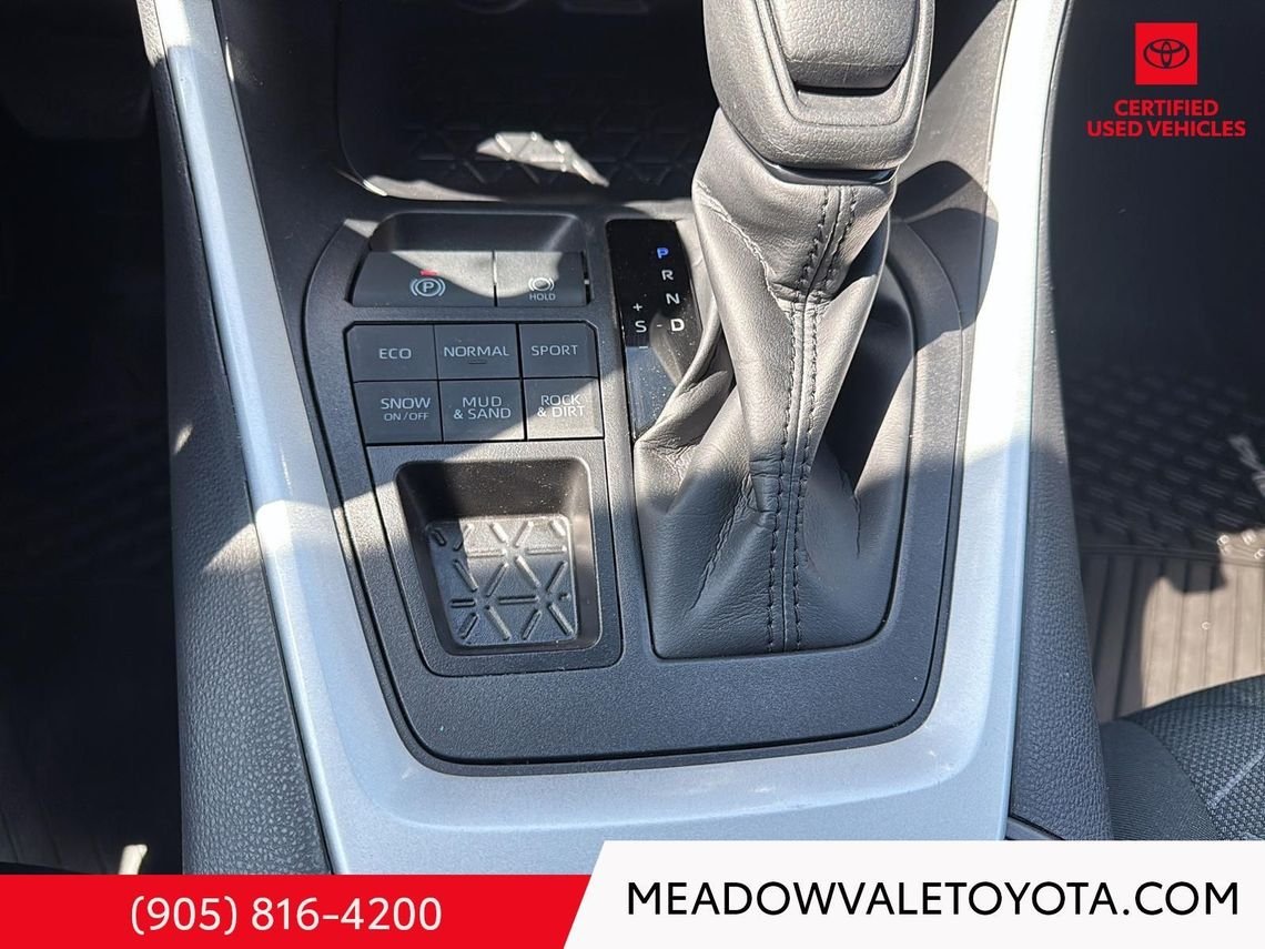 2025 Toyota RAV4 Sunroof, Power Drivers Seat, Heated Front Seats and Steering Wheel, Power Trunk, 17" Alloy's Midnight Black Metallic Mississauga - photo #4