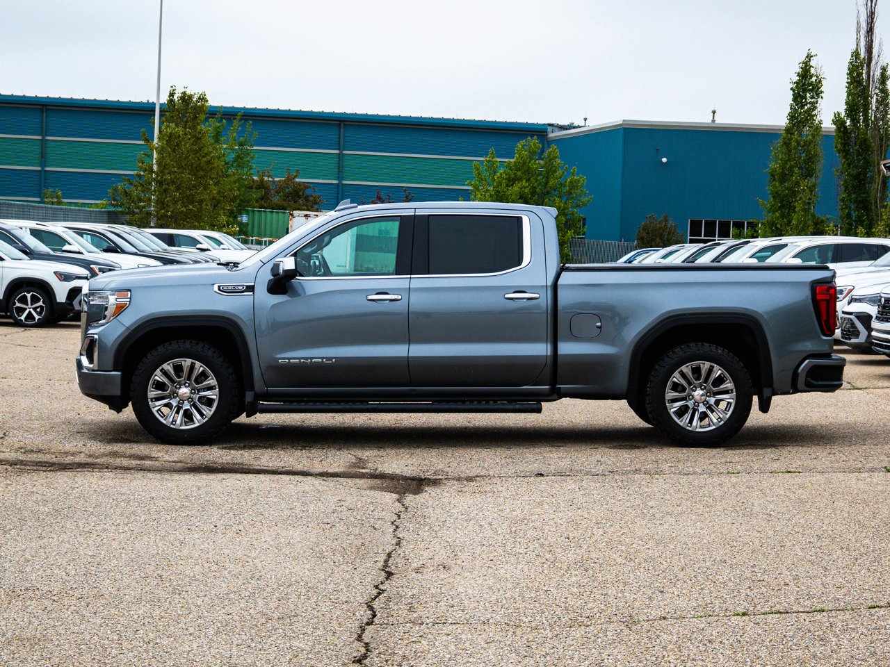 2019 GMC Sierra 1500 4WD Crew Cab 147 Denali Grey Sherwood Park - photo #9