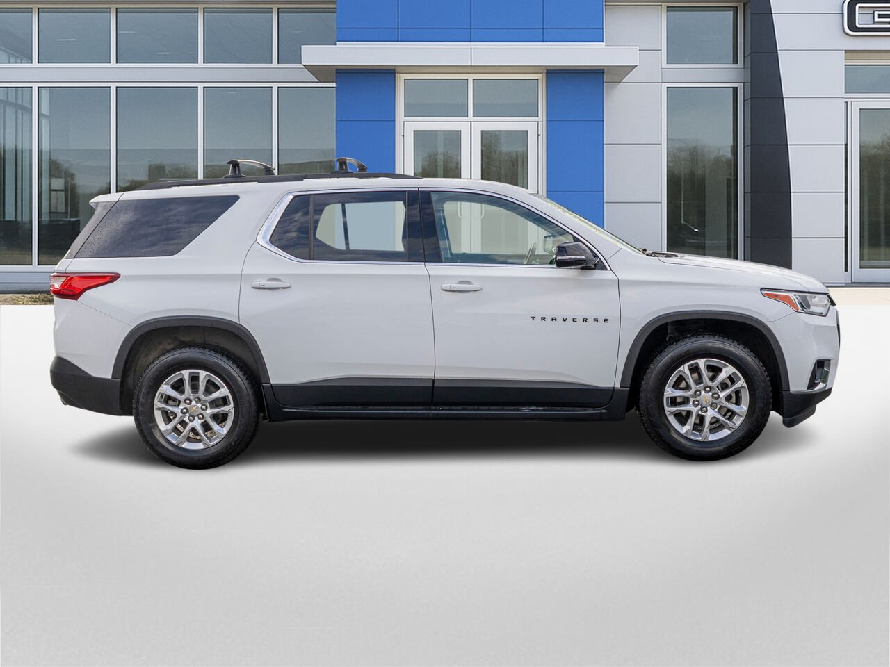 2019 Chevrolet Traverse LT tissu 4 portes TI avec 1LT White Châteauguay - photo #5