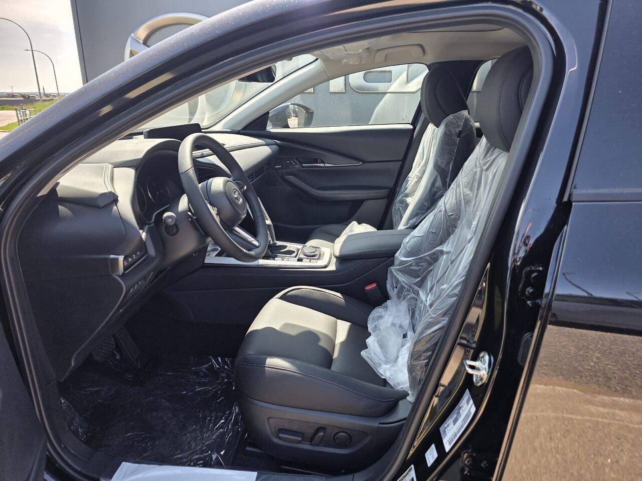 Mazda CX-30 2026 Noir de jais mica Donnacona - photo #7