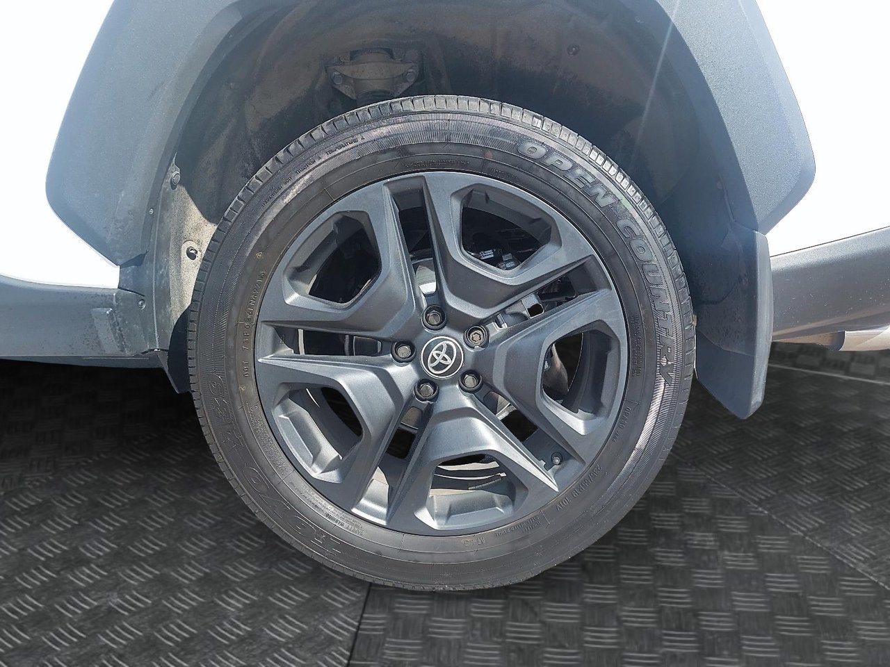 2022 Toyota RAV4 VIN 2T3J1RFV8NW279709 White Chicoutimi - photo #6